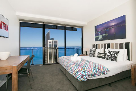 Circle On Cavill 2, 3, 4 & 5 Bedroom SkyHomes & SUB PENTHOUSES By Gold Coast Holidays - Accommodation Kalgoorlie 0
