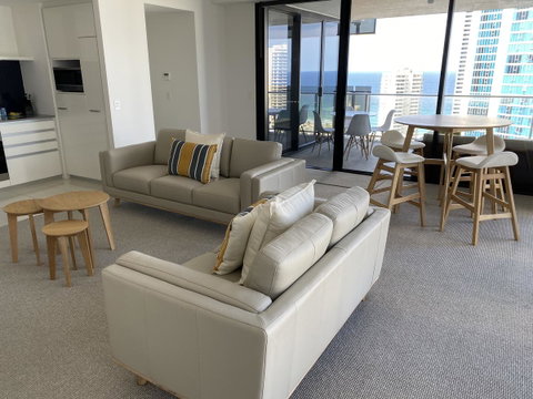 Circle On Cavill 2, 3, 4 & 5 Bedroom SkyHomes & SUB PENTHOUSES By Gold Coast Holidays - Accommodation Kalgoorlie 7