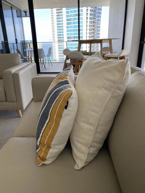 Circle On Cavill 2, 3, 4 & 5 Bedroom SkyHomes & SUB PENTHOUSES By Gold Coast Holidays - Accommodation Kalgoorlie 1