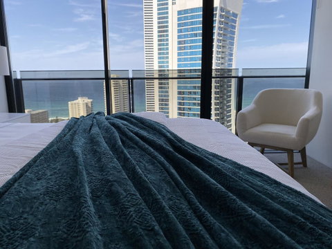 Circle On Cavill 2, 3, 4 & 5 Bedroom SkyHomes & SUB PENTHOUSES By Gold Coast Holidays - Accommodation Kalgoorlie 13