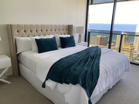 Circle On Cavill 2, 3, 4 & 5 Bedroom SkyHomes & SUB PENTHOUSES By Gold Coast Holidays - Accommodation Kalgoorlie 15