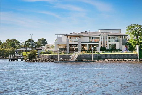Riverfront Dream - Accommodation Kalgoorlie 0