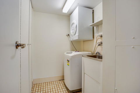 Gemini Court Holiday Apartments - Accommodation Kalgoorlie 6