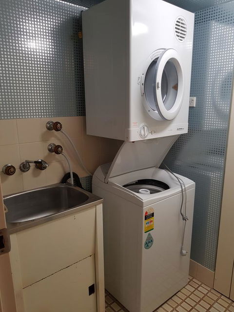 Gemini Court Holiday Apartments - Accommodation Kalgoorlie 42