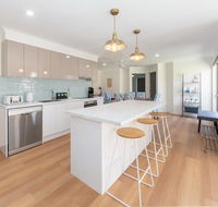 Waterfront Theme Park Getaway - Accommodation Kalgoorlie