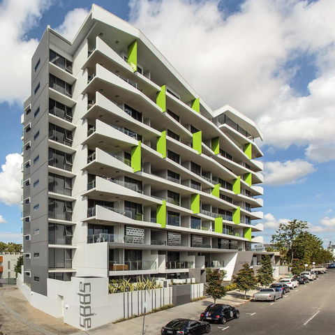 Code Apartments - Accommodation Kalgoorlie 8