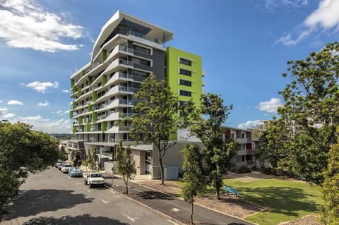 Code Apartments - Accommodation Kalgoorlie 0