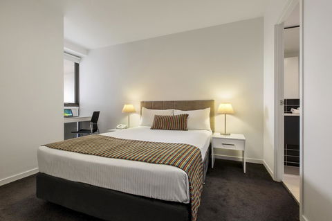 Code Apartments - Accommodation Kalgoorlie 9