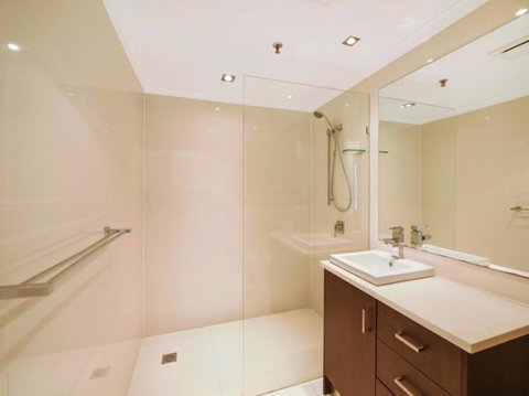 Excluza - Accommodation Kalgoorlie 1