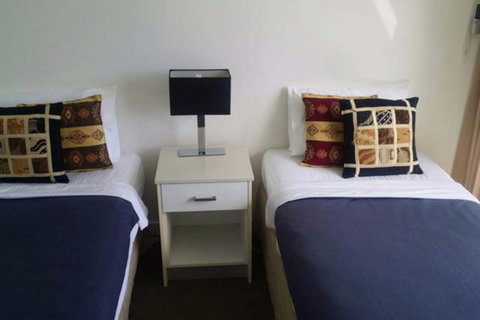 Excluza - Accommodation Kalgoorlie 4