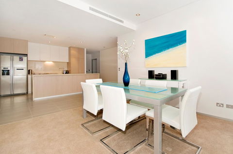 Ambience On Burleigh Beach - Accommodation Kalgoorlie 23