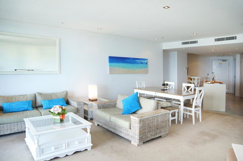 Ambience On Burleigh Beach - Accommodation Kalgoorlie 19