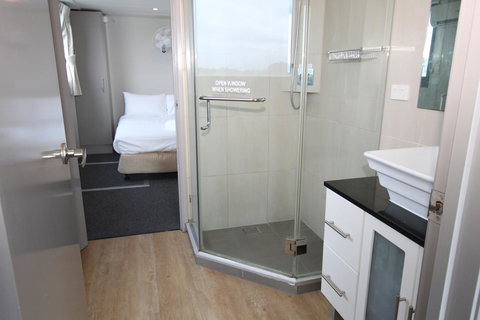 Coomera Houseboats - Accommodation Kalgoorlie 23