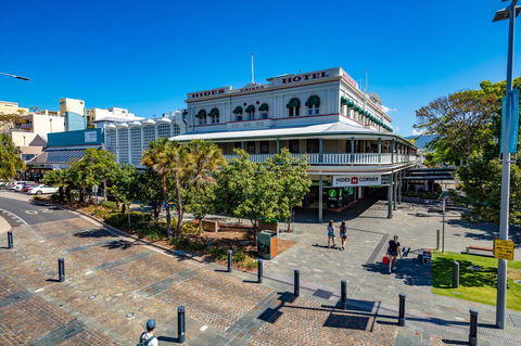 Hides Hotel - Accommodation Kalgoorlie 2