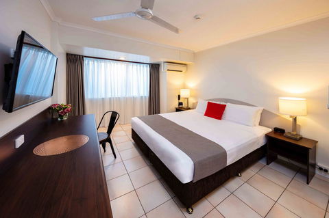 Hides Hotel - Accommodation Kalgoorlie 0