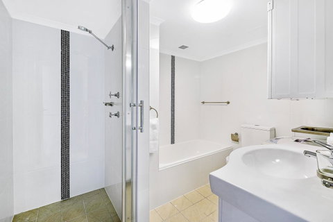 Beachcomber Holiday Apartment - Accommodation Kalgoorlie 10