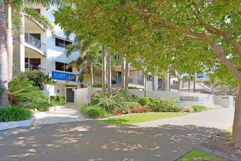 Raffles Mooloolaba - Accommodation Kalgoorlie 13