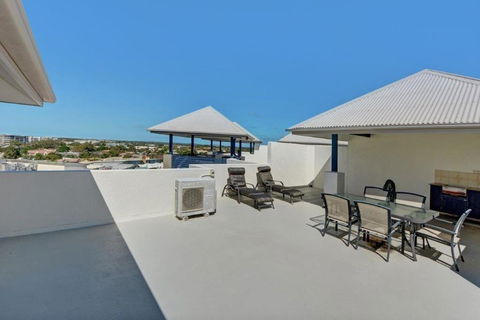Raffles Mooloolaba - Accommodation Kalgoorlie 4