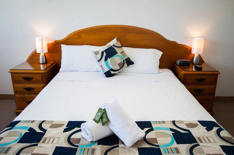 Elouera Tower - Accommodation Kalgoorlie 10