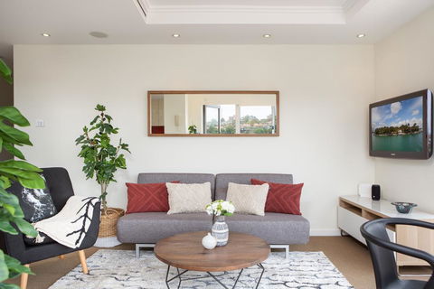 Waterside Mosman Bay Apartment W Stunning Views - Accommodation Kalgoorlie 1