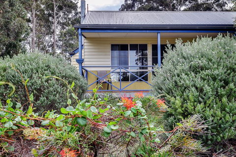 Waverley House Cottages - Accommodation Kalgoorlie 0