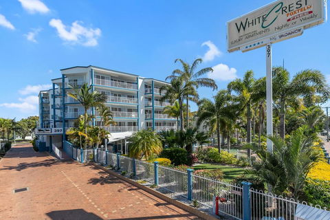 White Crest Luxury Apartments - Accommodation Kalgoorlie 0