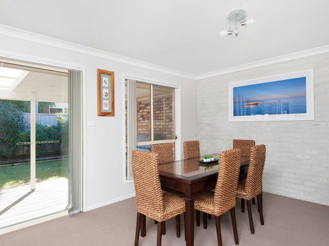 White Sands @ Fingal Bay - Accommodation Kalgoorlie 2