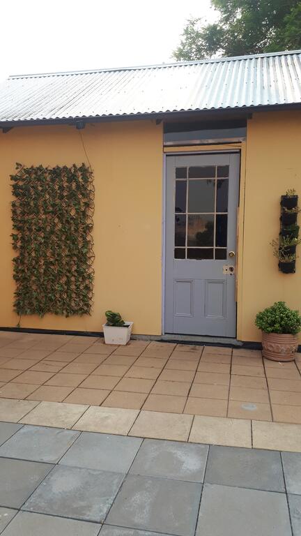 Willowgate Hall Luxury Hosted B&B - Accommodation Kalgoorlie 1