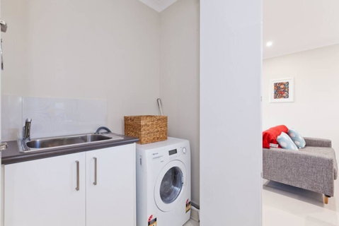Woodlands - Home With A View - Accommodation Kalgoorlie 1