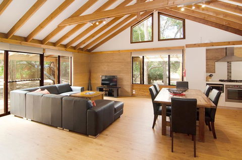 Woodstone Possum Cottage - Accommodation Kalgoorlie 3