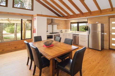Woodstone Possum Cottage - Accommodation Kalgoorlie 2