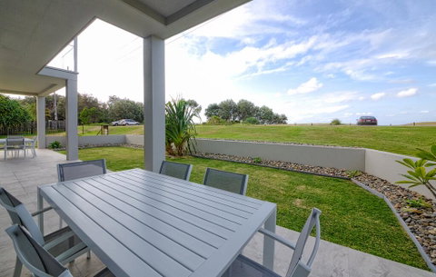 Woolgoolga By The Sea - Accommodation Kalgoorlie 1