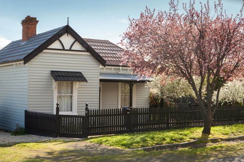 Wormwood House - Accommodation Kalgoorlie 0