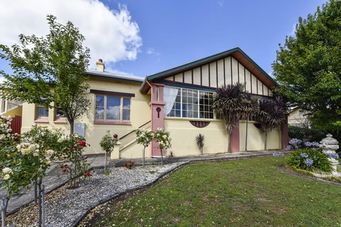 Wyatt Guest House - Accommodation Kalgoorlie 2