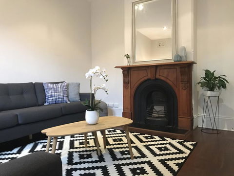 Zaara - Accommodation Kalgoorlie 0