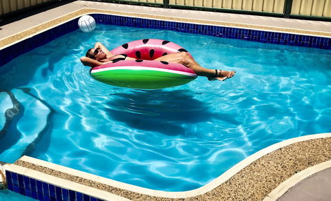 ZED MOTELS Tropical Gateway - Accommodation Kalgoorlie 1