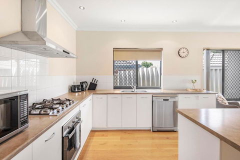 3b2b Bentley Home - Accommodation Kalgoorlie 2