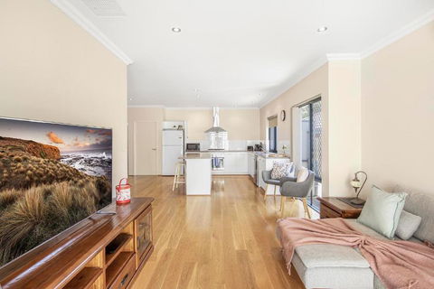 3b2b Bentley Home - Accommodation Kalgoorlie 4