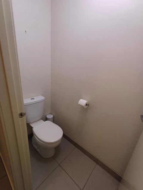 A Beautiful And Spacious Home - Accommodation Kalgoorlie 1