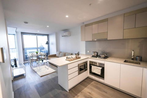 A Chic 2BR CBD Apartment Near Southern Cross - Accommodation Kalgoorlie 0