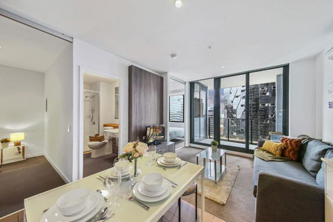 A Chic 2BR Home Near Southern Cross City Views - Accommodation Kalgoorlie 0