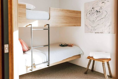 B E R T I E - Central Bicheno - Accommodation Kalgoorlie 2