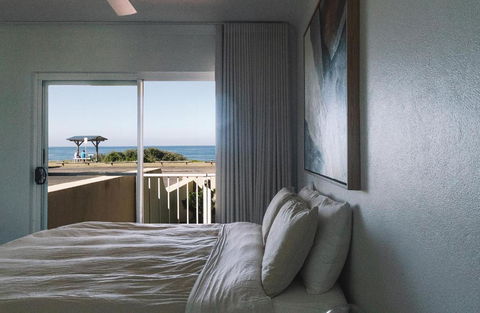 BAY PROPERTIES . Ocean Sounds - Accommodation Kalgoorlie 4