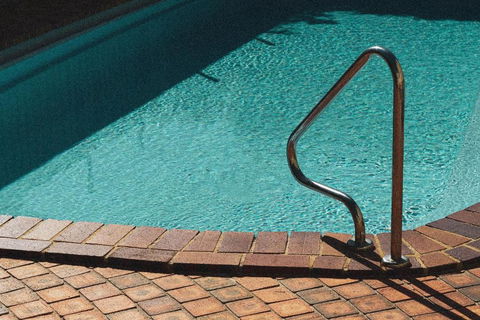 BAY PROPERTIES . Ocean Sounds - Accommodation Kalgoorlie 2