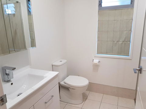 Bee-Haven Cottage - Accommodation Kalgoorlie 9