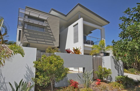 48 Boardrider Crescent, Mt Coolum - Pet Friendly, WiFi, Linen Incl. 500 BOND - Accommodation Kalgoorlie 0