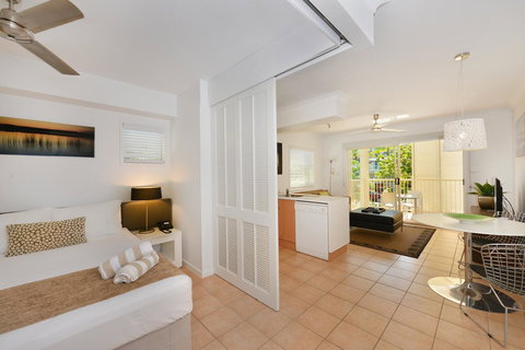 Port Douglas Apartments - Adults Only Oasis - Accommodation Kalgoorlie 30