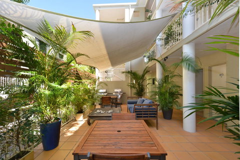 Port Douglas Apartments - Adults Only Oasis - Accommodation Kalgoorlie 11