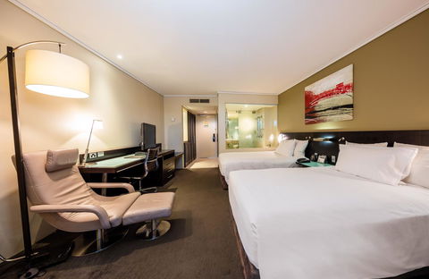 Hilton Cairns - Accommodation Kalgoorlie 11