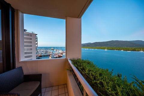 Hilton Cairns - Accommodation Kalgoorlie 30